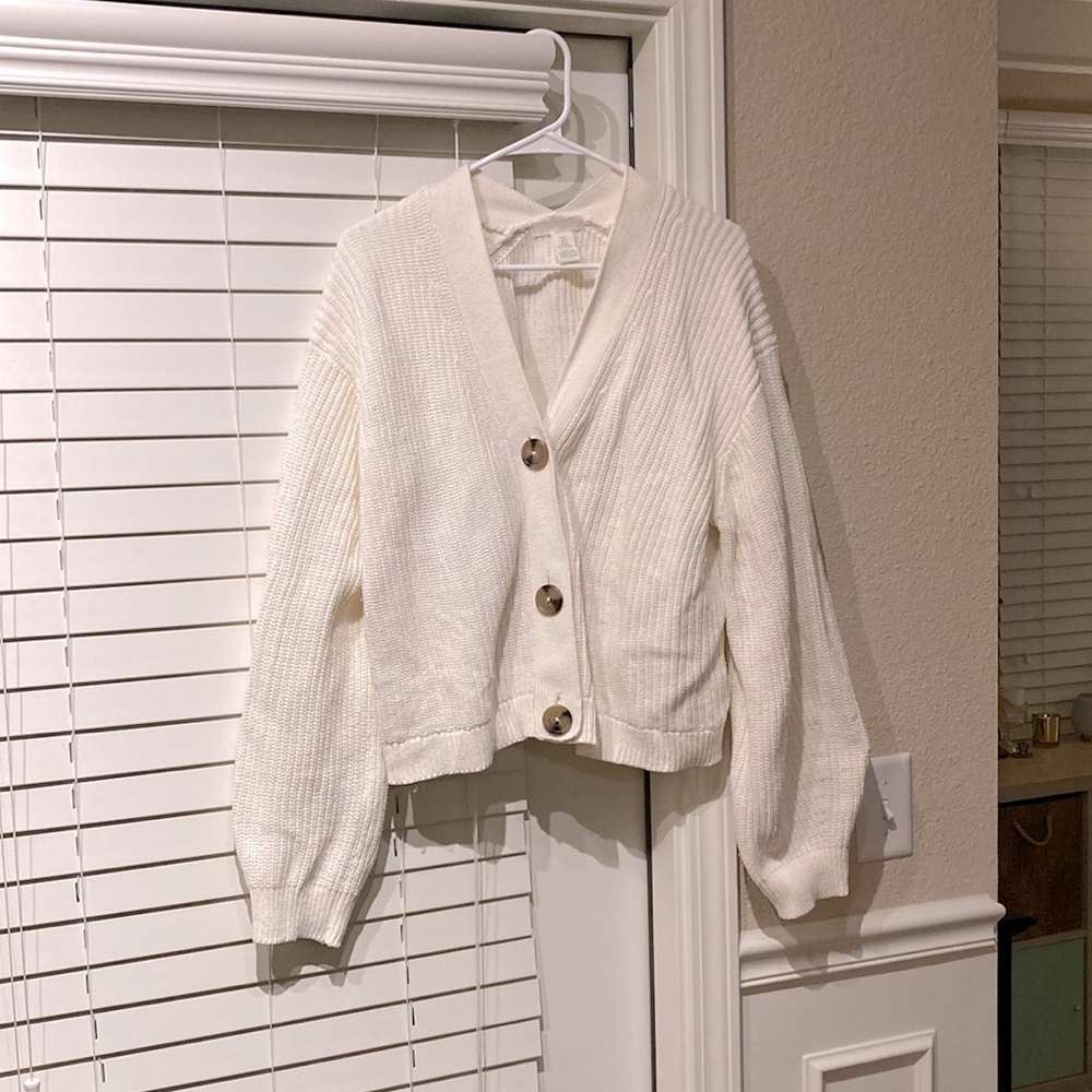 White H&M sweater
